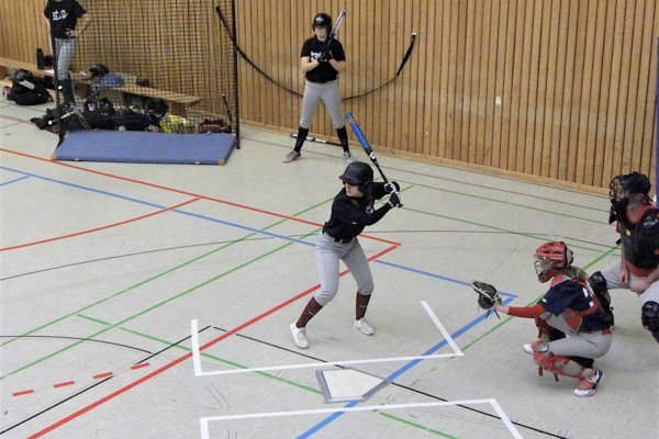 WOMENS FASTPITCH INDOOR SERIES